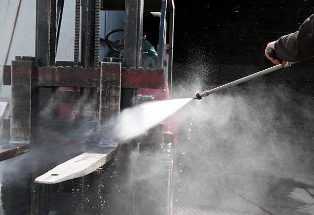 Best Playground Equipment Cleaning  in Southchase, FL